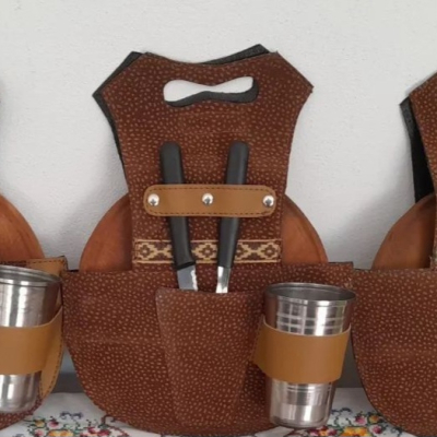 Set asado (vaso-tabla-cubiertos)