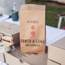 Alfajor sin tacc choco blanco y membrillo